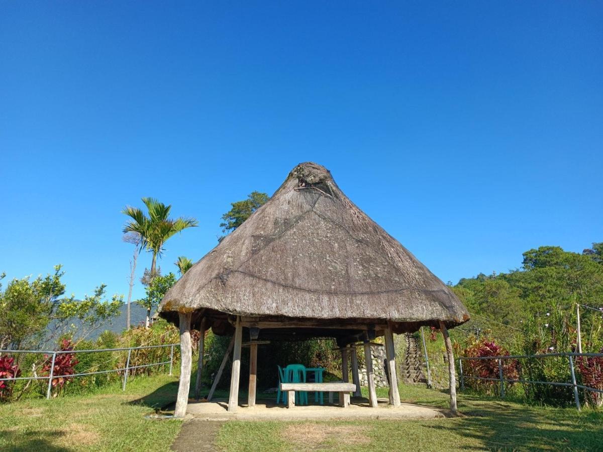 Hiwang Native House Inn & Viewdeck 바나우에 외부 사진